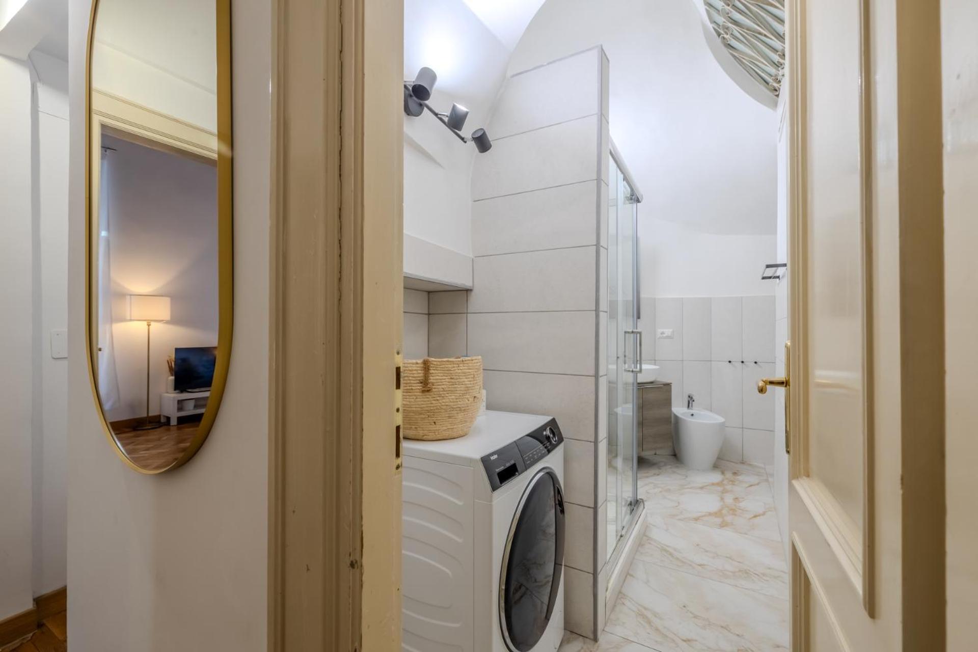 Appartamento Storico In Zona Barberini โรม ภายนอก รูปภาพ