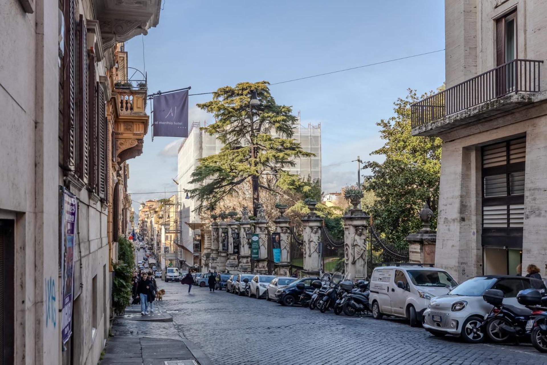 Appartamento Storico In Zona Barberini โรม ภายนอก รูปภาพ