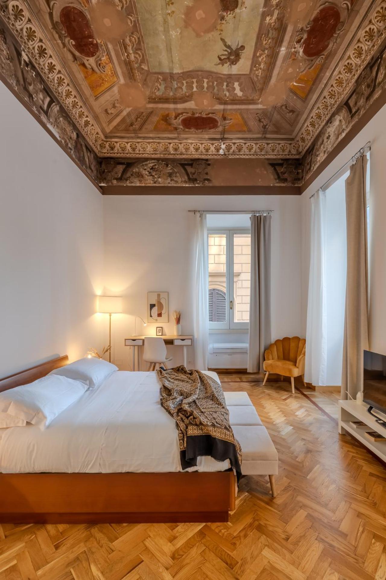 Appartamento Storico In Zona Barberini โรม ภายนอก รูปภาพ