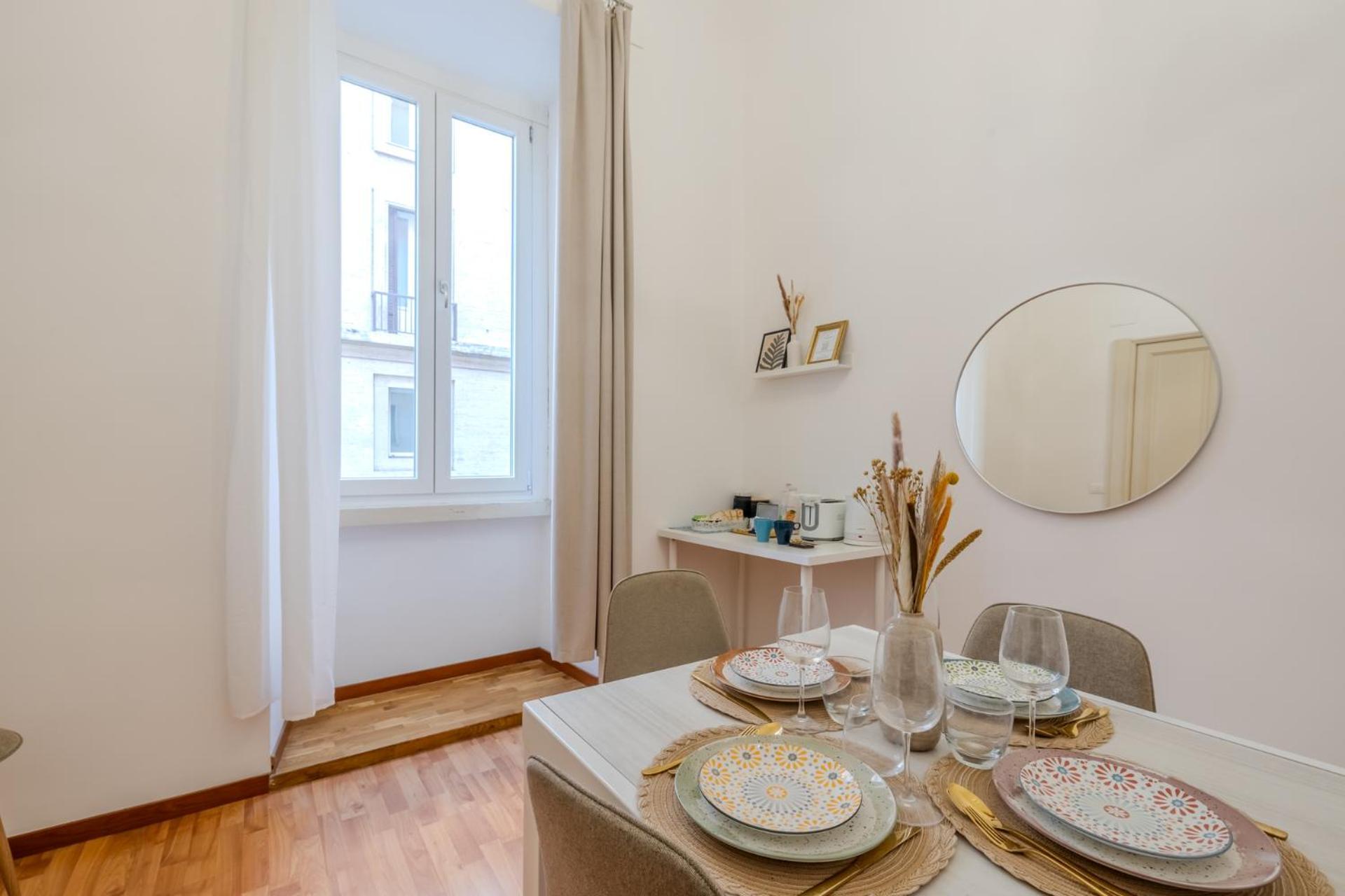 Appartamento Storico In Zona Barberini โรม ภายนอก รูปภาพ